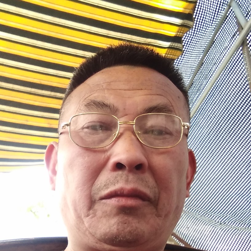 丝袜等待亲爱的的照片