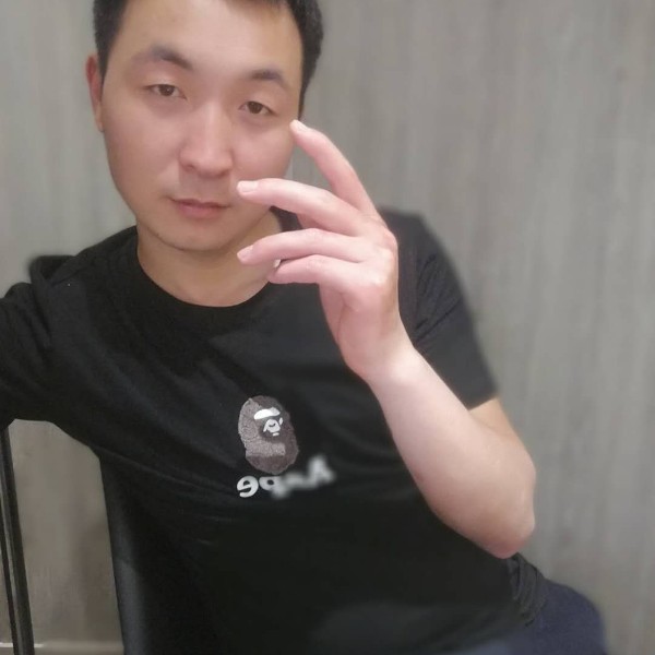 请大家叫我小白的照片