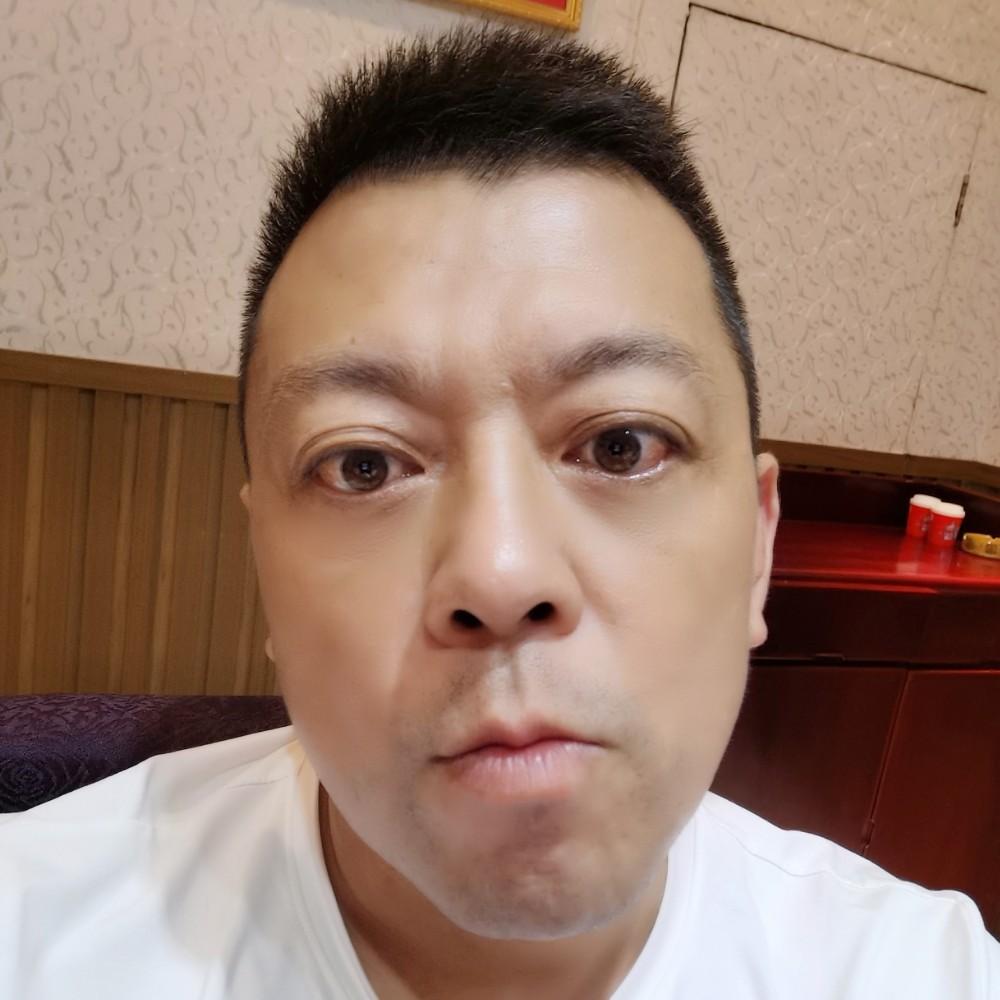 LZ哥只是传说的照片