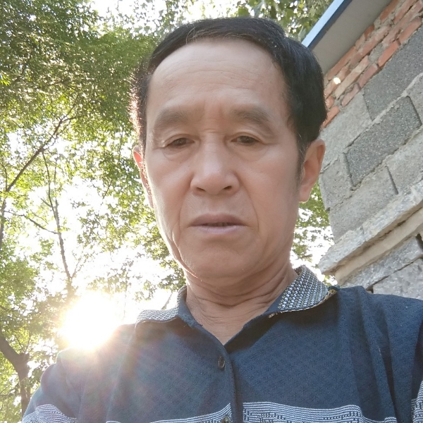 一见忠惰的照片