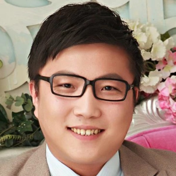 小浣熊其乐无穷的照片