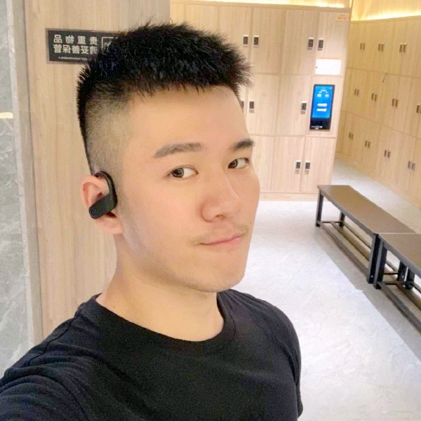 岑asdfg的照片