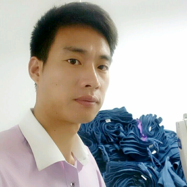 等待的无名指。的照片