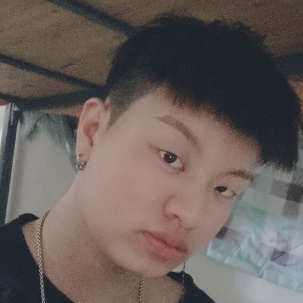 怕黑苦恋小松鼠的照片