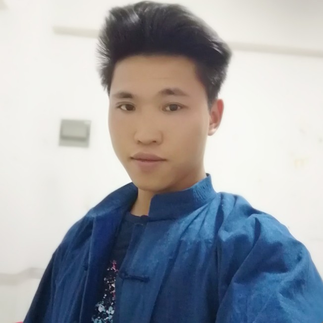 银耳汤倾心文静的照片