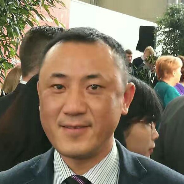 孤独飞雪的照片