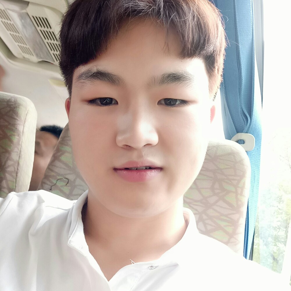 典雅碧影的照片