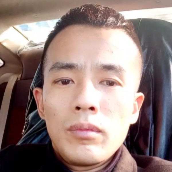崇光芒万丈的照片