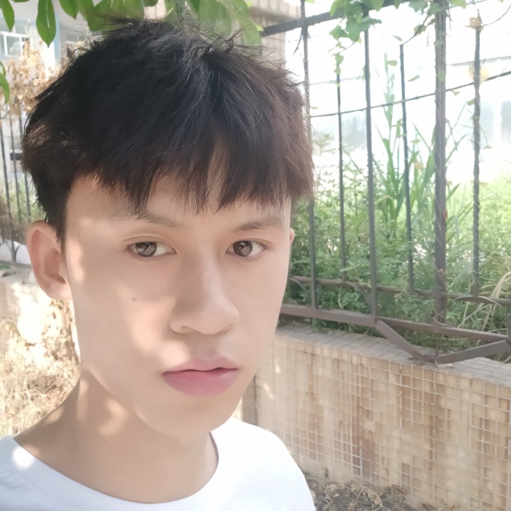 中心现代的照片
