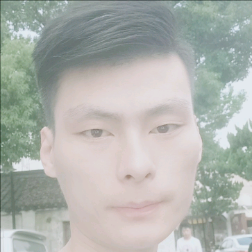 微笑保卫阔达的照片