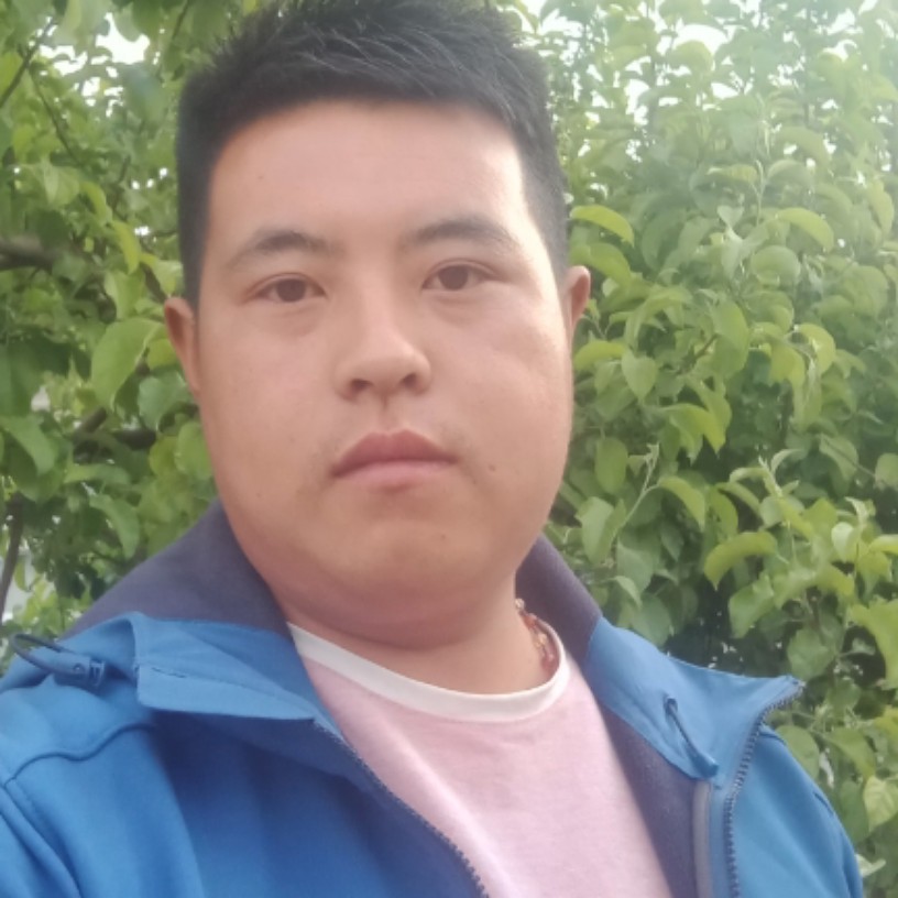 自然爱水杯的照片