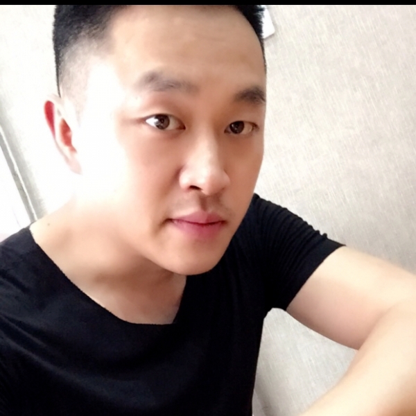 煮熟地鸭子的照片