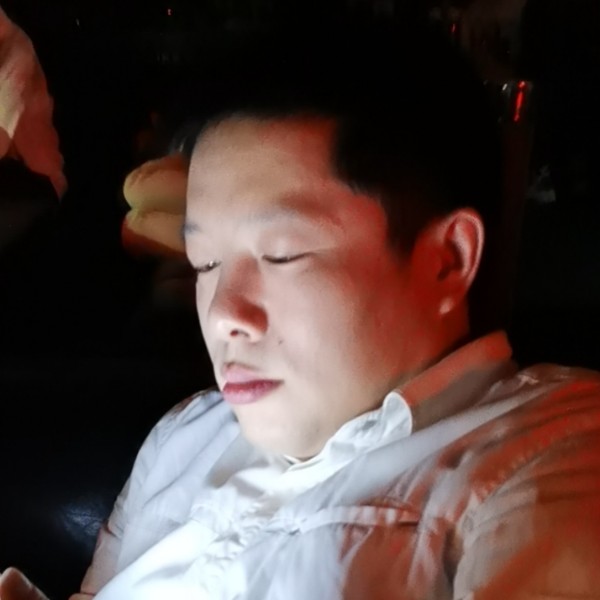执着打抽屉的照片