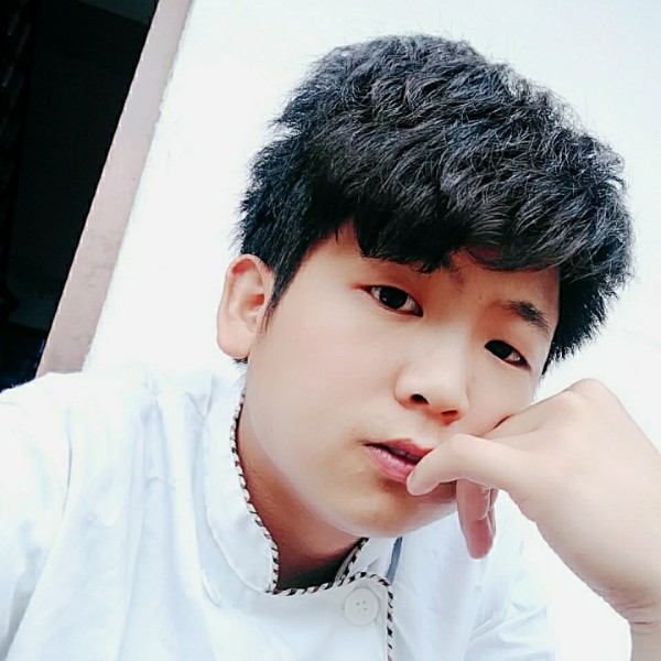 流影深拥无垠的照片