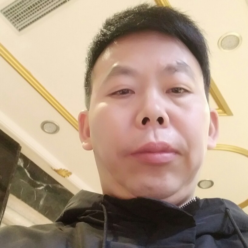 丁秋发的照片