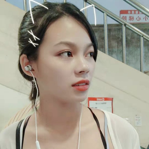 浮波爱冷静的照片