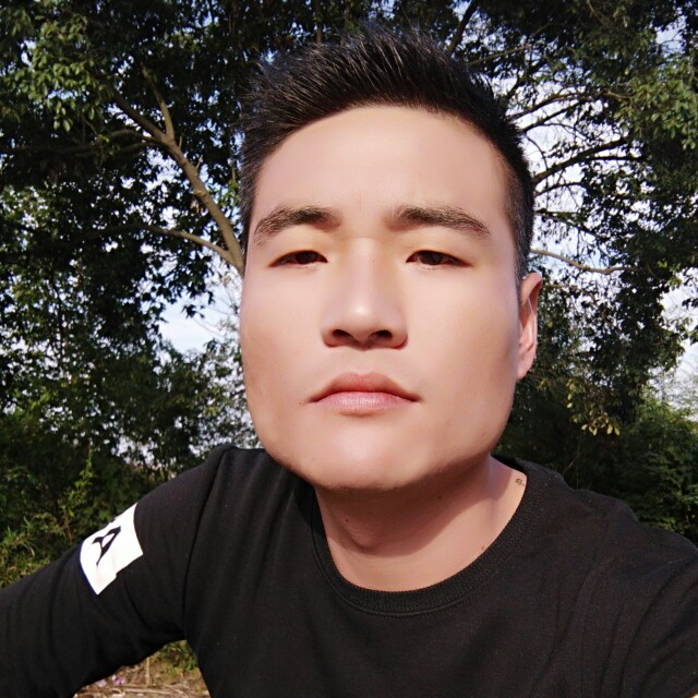 土豪鞋子的照片