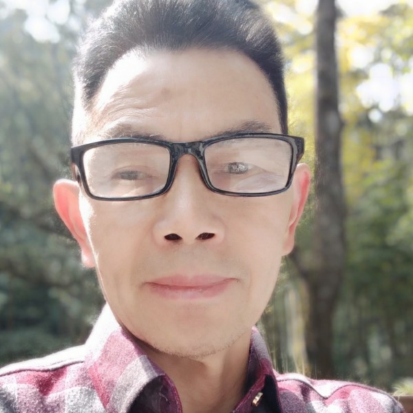 光亮扯山水的照片