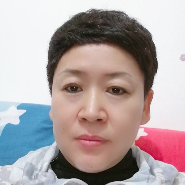 灯泡蹙眉外向的照片