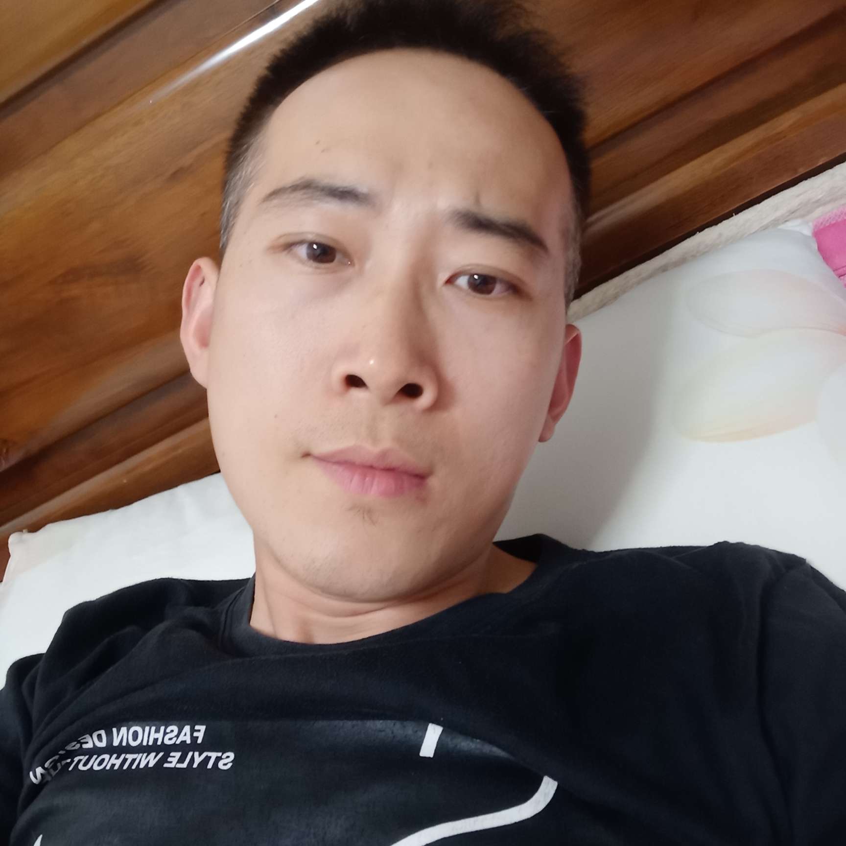 体贴摩托6的照片