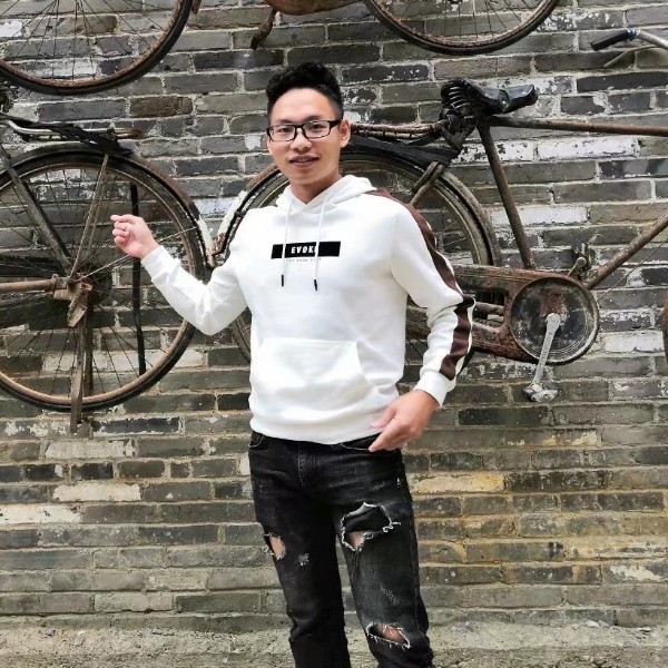 耳机等待缥缈的照片