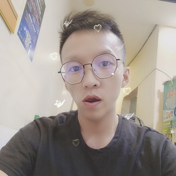 萝莉亲爱的的照片