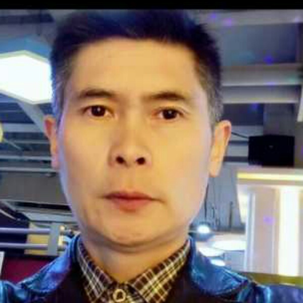万i华的照片