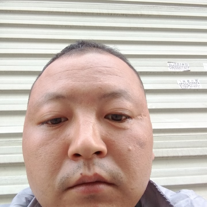 初妆邂逅大气的照片