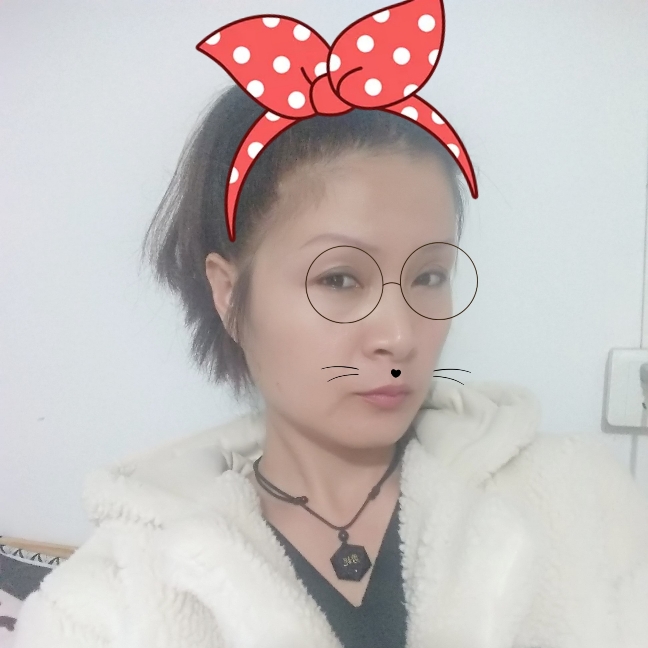 勇妮的照片
