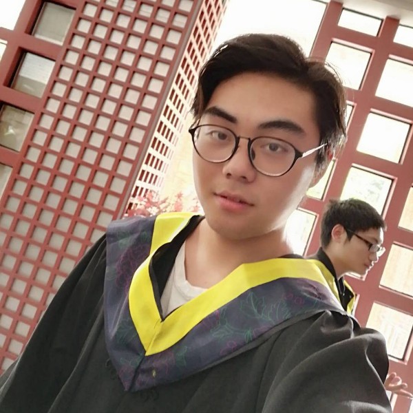 彦彡的照片