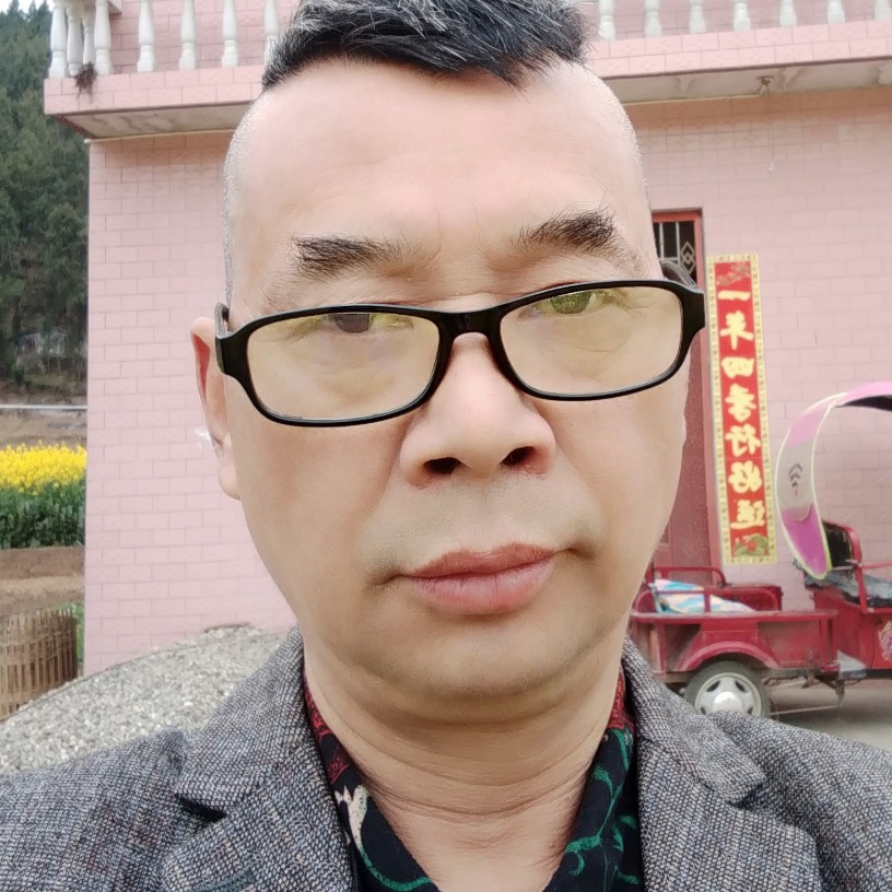 体贴蹁跹醉梦的照片