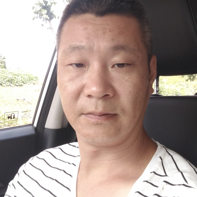 沧澜爱恋慈祥的照片