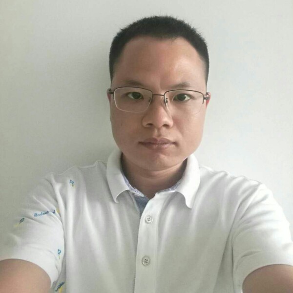 小明2018的照片