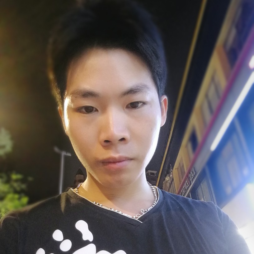 裕龍的照片