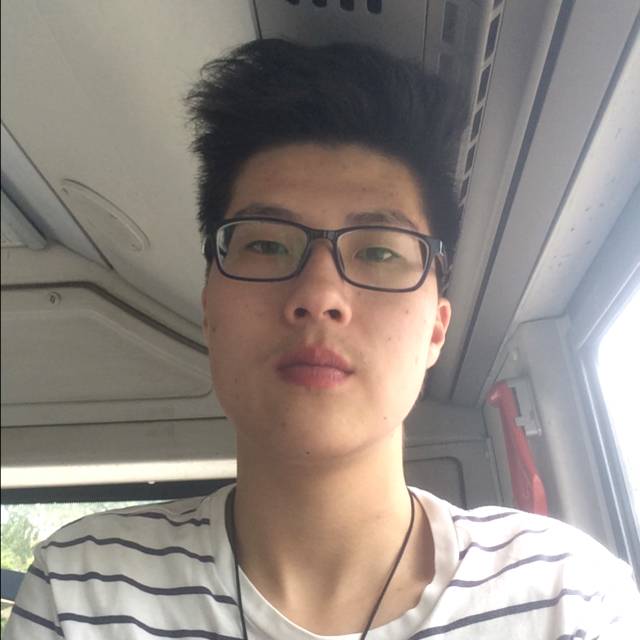 许魏洲的照片