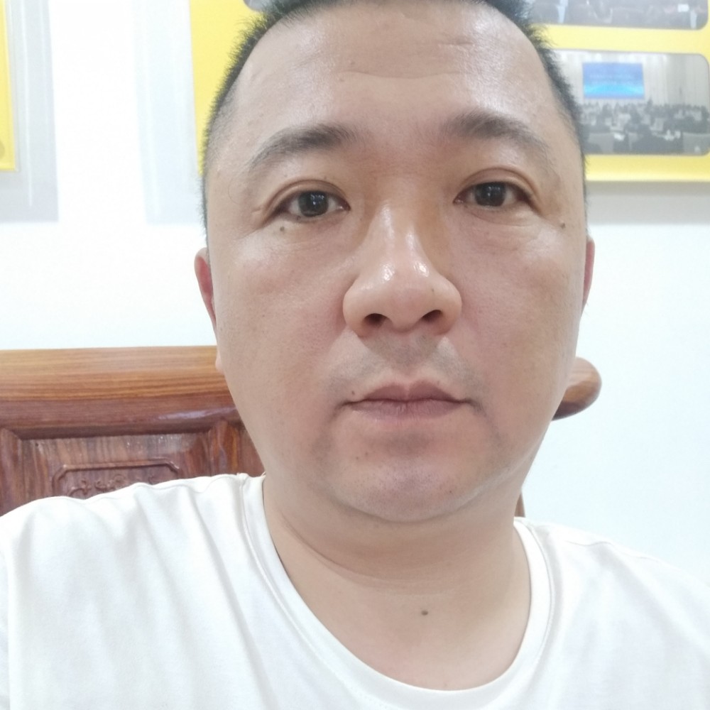 黑米和土豪的照片