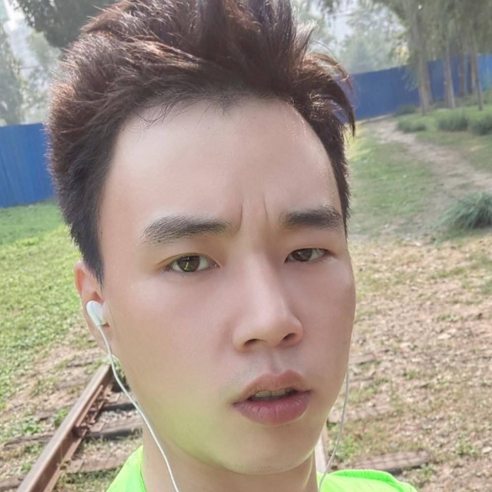 李国旗的照片