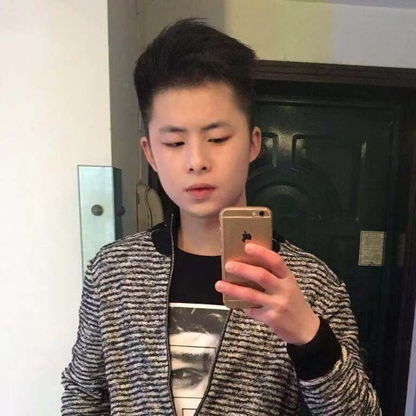大白找小白的照片