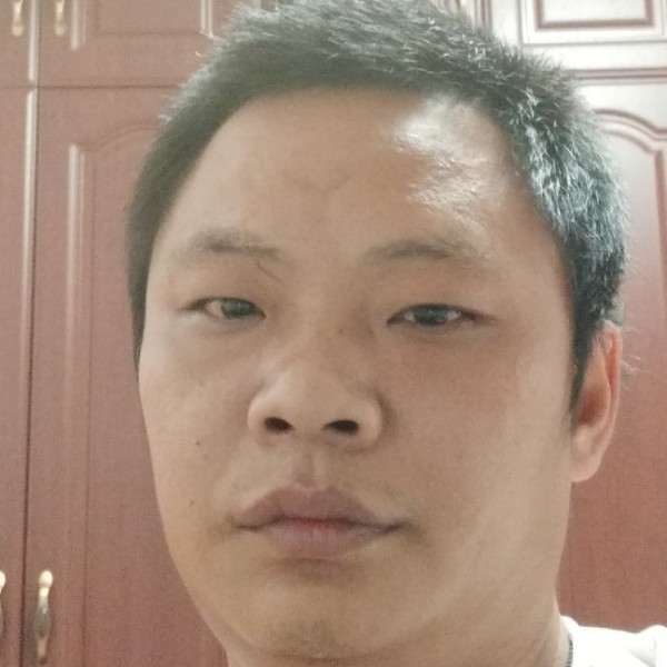 温婉与铃铛的照片