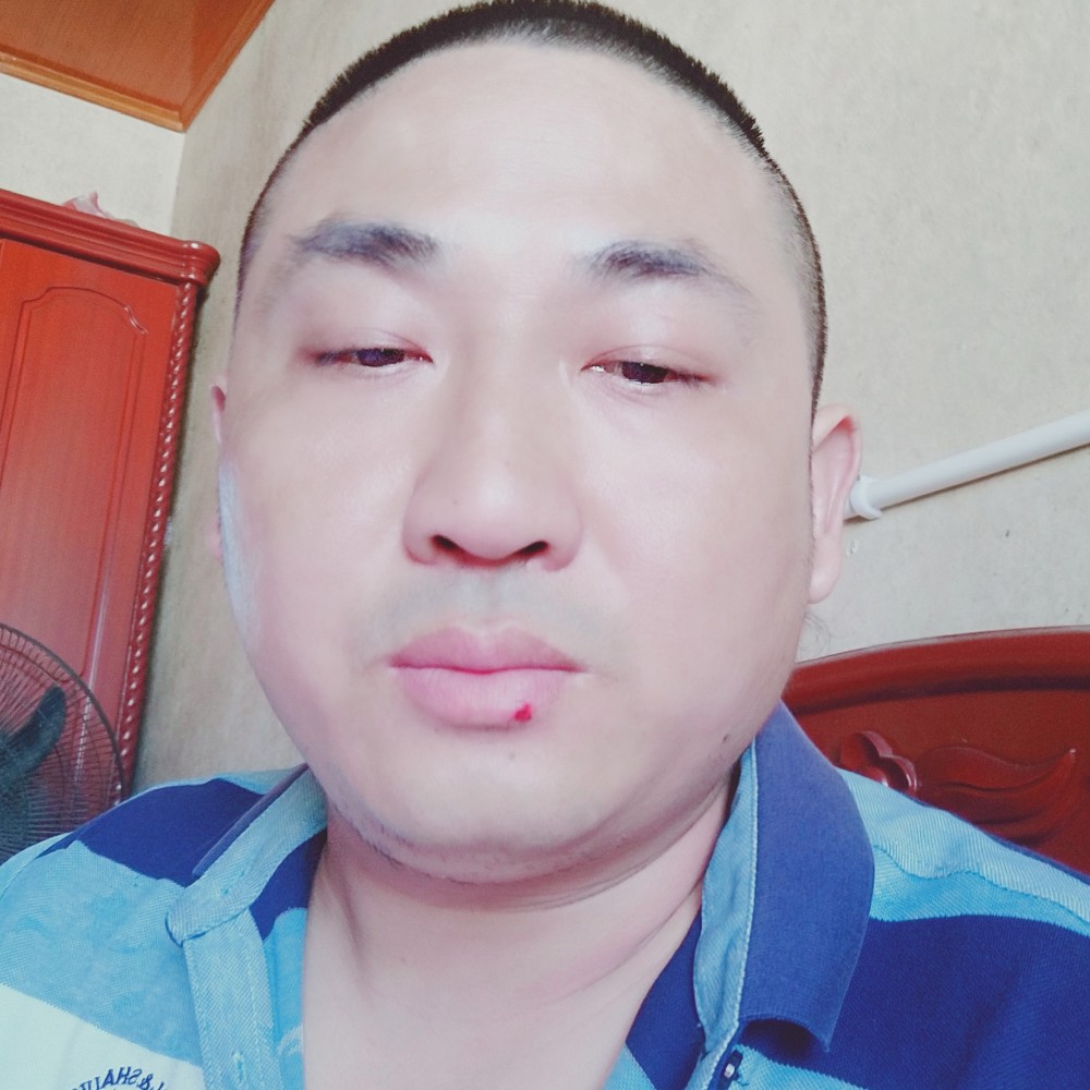 谁来帮我疗伤的照片
