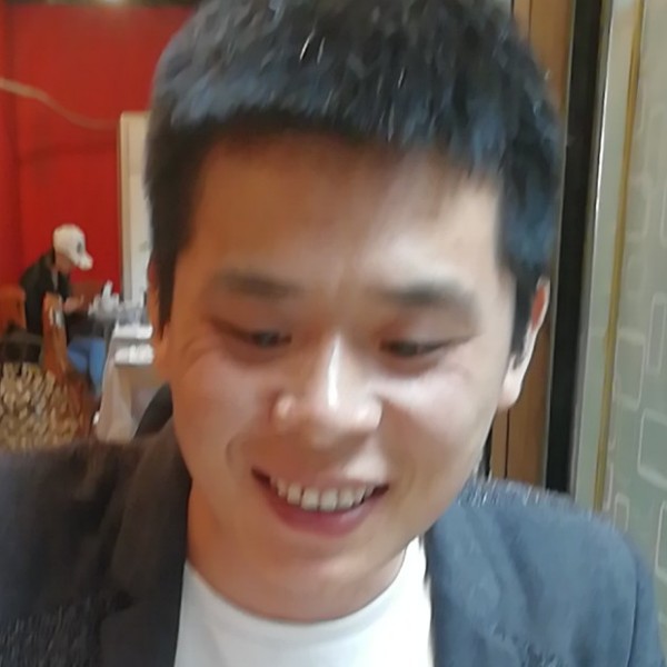 rrLXG的照片