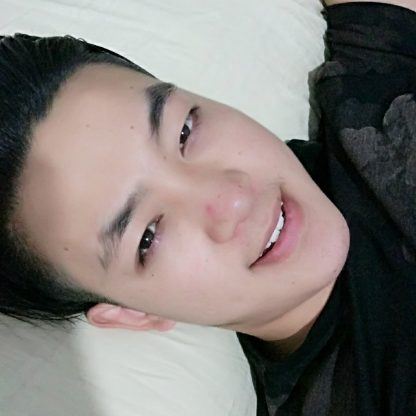 大胆小伙的照片