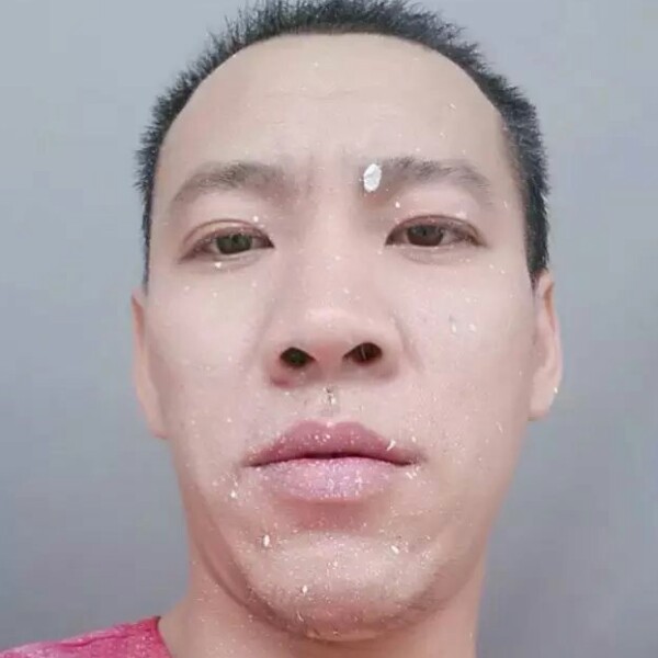 蝶衣笑野性的照片