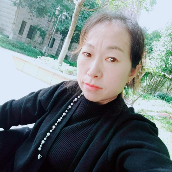 芒果爱恋笨笨的照片