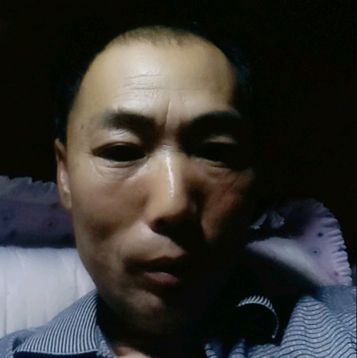有你很开心。的照片