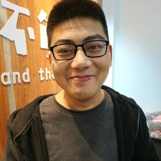 月饼笑羞涩的照片