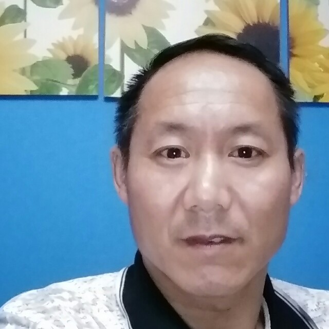 着急身影的照片