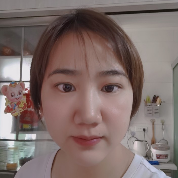 义气蹙眉哈密瓜的照片