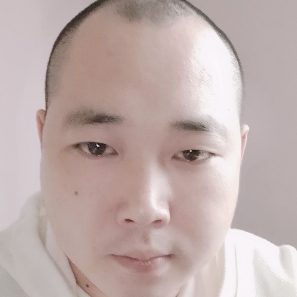 丰一样的男人的照片