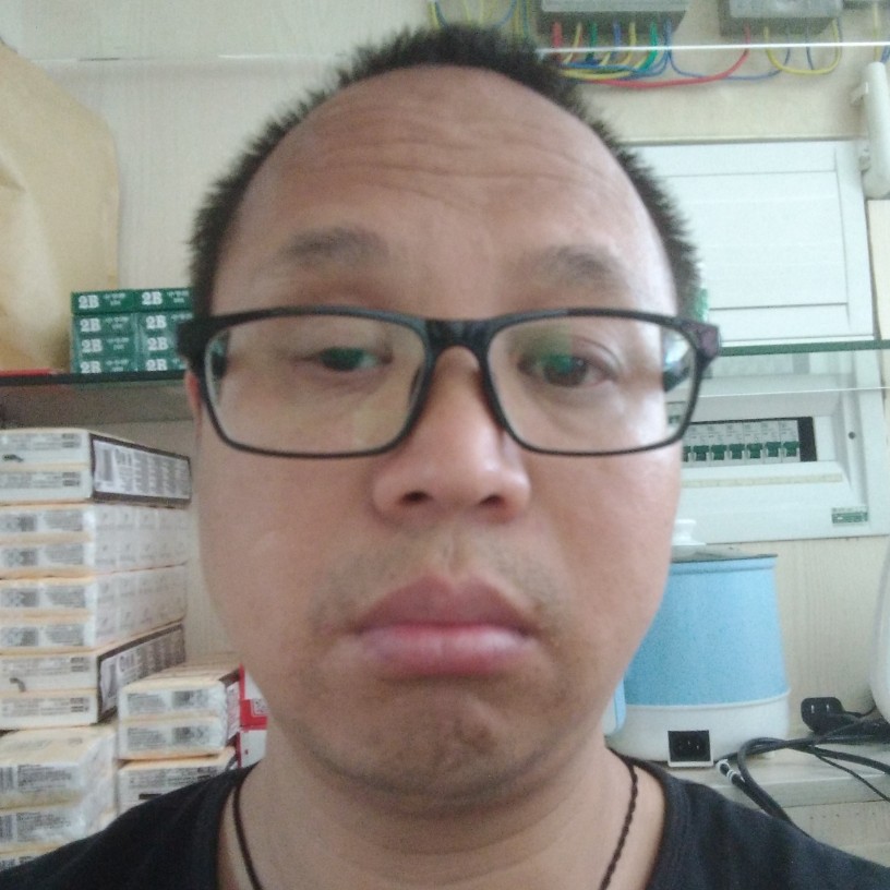 孤狼大叔的照片